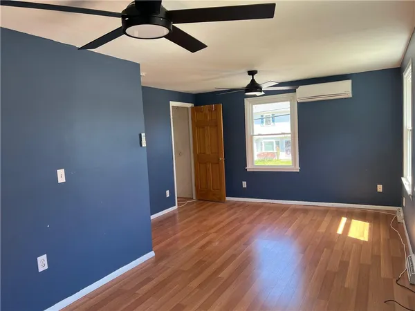 $3,500 | 52 Cottonwood Drive, Cranston, RI 02921