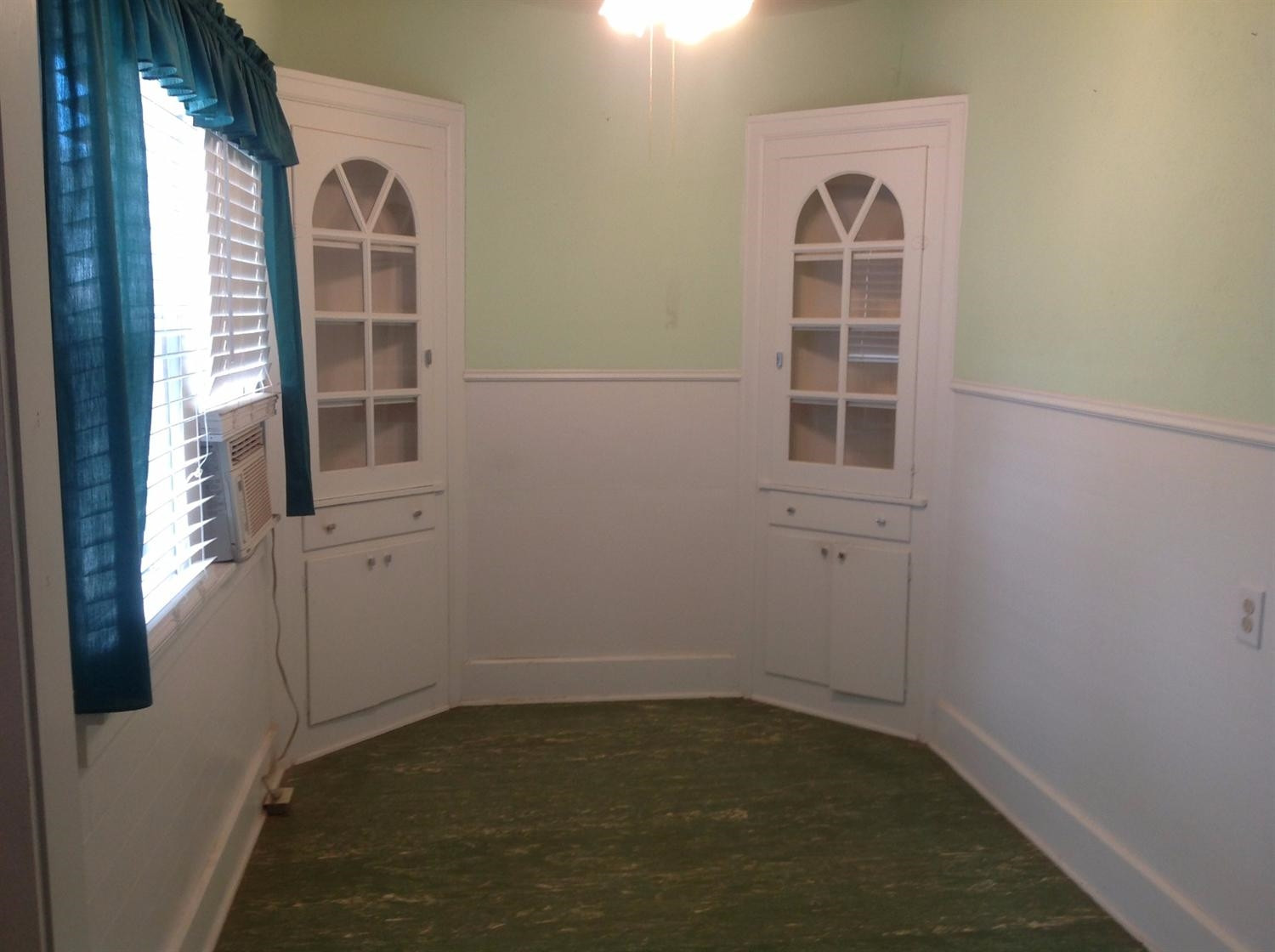 2206 16th Street Lubbock, TX 79401 - Photo 6 of 10 Photo 6