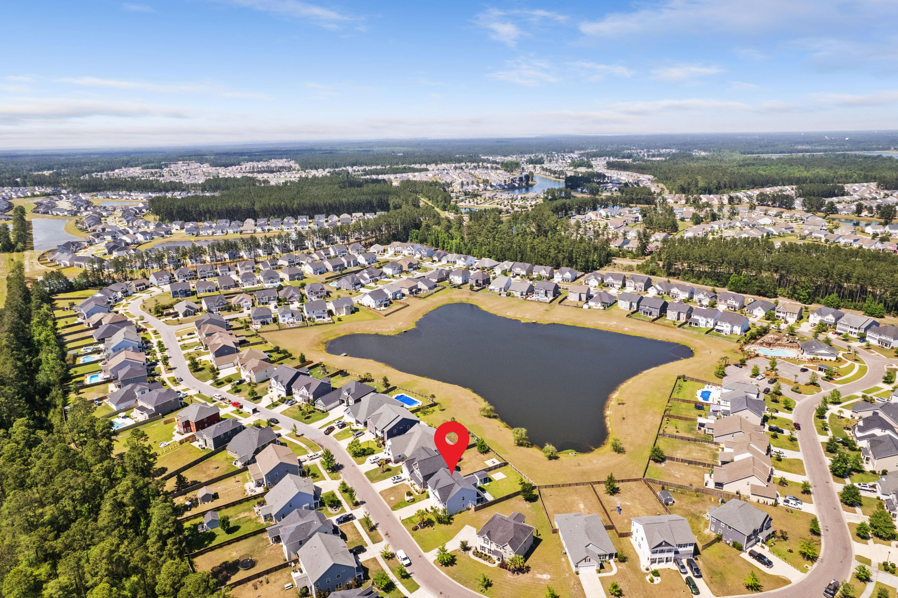 242 Saxony Loop Summerville, SC 29486 - Photo 40 of 44 242SaxonyLoop-CasaVerdeMediaLLC2