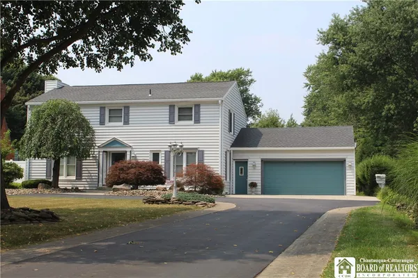 $424,900 | 330 Central Avenue, Pomfret, NY 14063