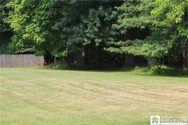 $424,900 | 330 Central Avenue, Pomfret, NY 14063