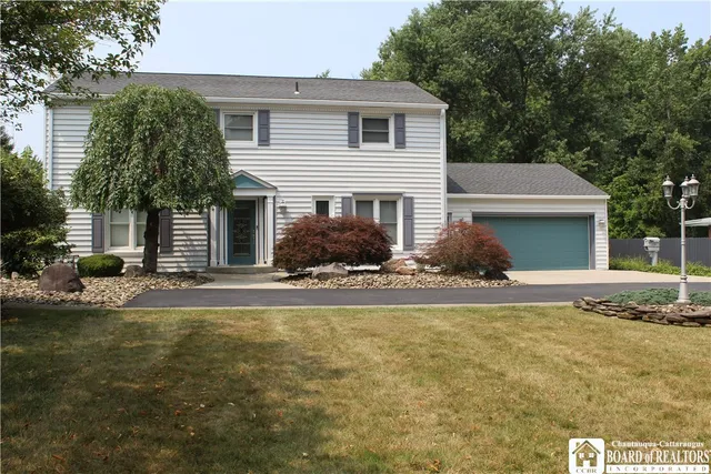 $424,900 | 330 Central Avenue, Pomfret, NY 14063