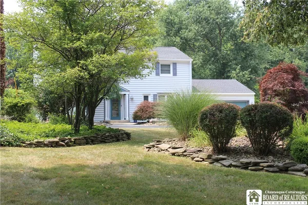$424,900 | 330 Central Avenue, Pomfret, NY 14063
