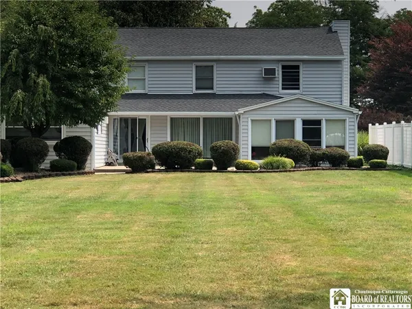 $424,900 | 330 Central Avenue, Pomfret, NY 14063