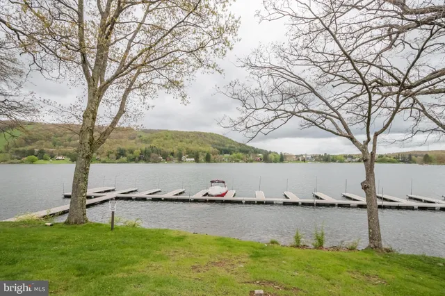 $559,000 | 5 Hartwood Drive, Unit H, McHenry, MD 21541