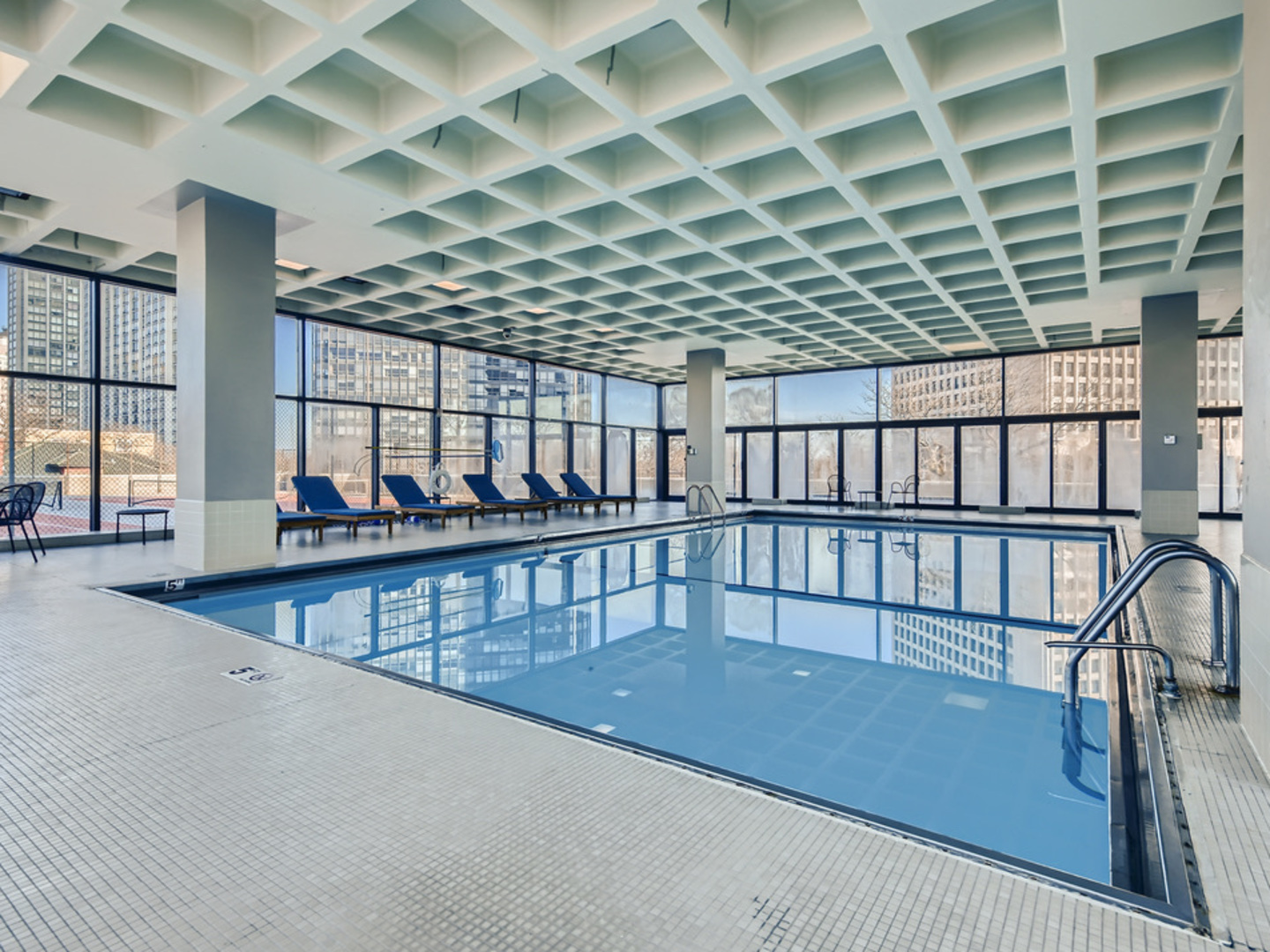 5320 North Sheridan Road, Unit 2109 Chicago, IL 60640 - Photo 16 of 16 a view of a balcony