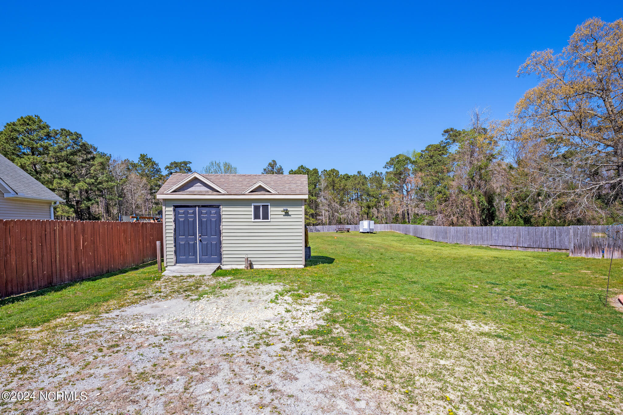 504 Queens Creek Road Hubert, NC 28539 - Photo 4 of 35 _MG_2743-HDR