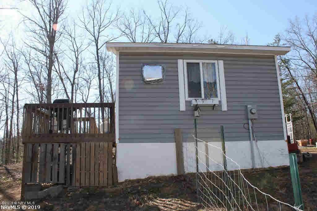 637 South Reservoir Road New Castle, VA 24127 - Photo 16 of 31 Gallery Image 16