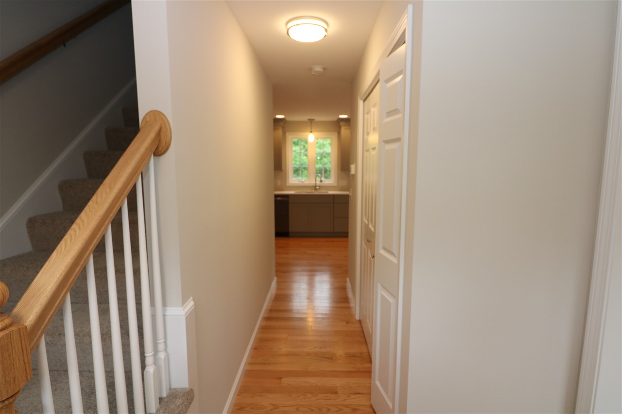 10 French Road, Unit 102 Epping, NH 03042 - Photo 12 of 37