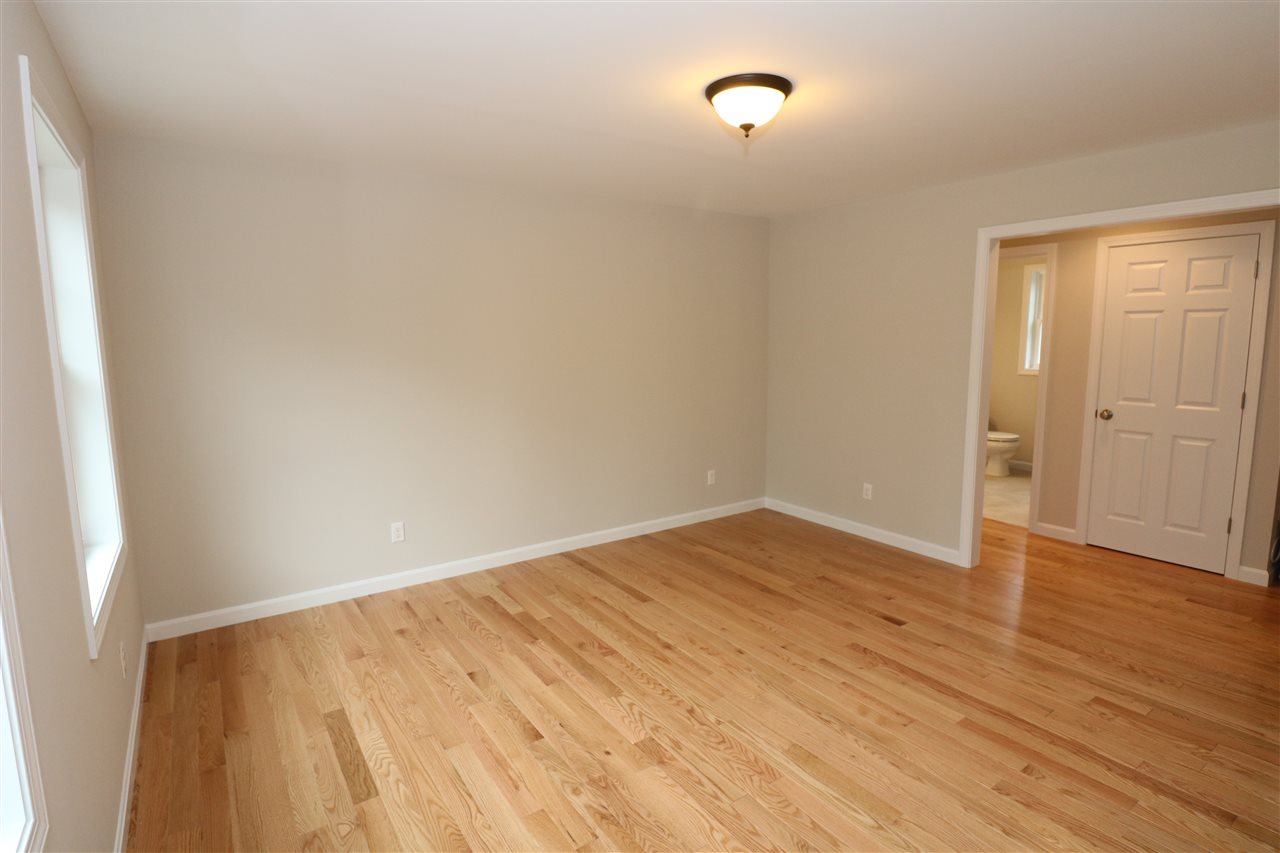 10 French Road, Unit 102 Epping, NH 03042 - Photo 15 of 37