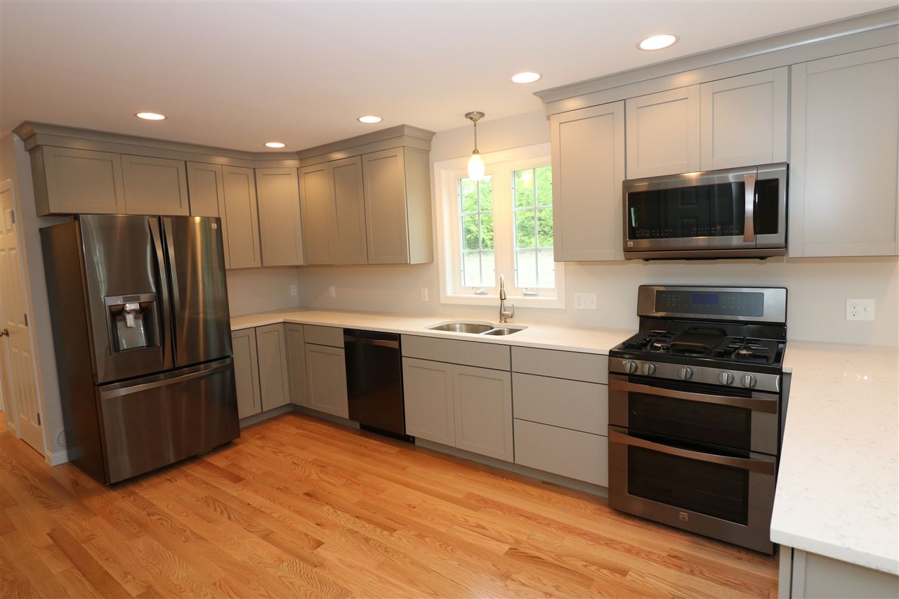 10 French Road, Unit 102 Epping, NH 03042 - Photo 3 of 37