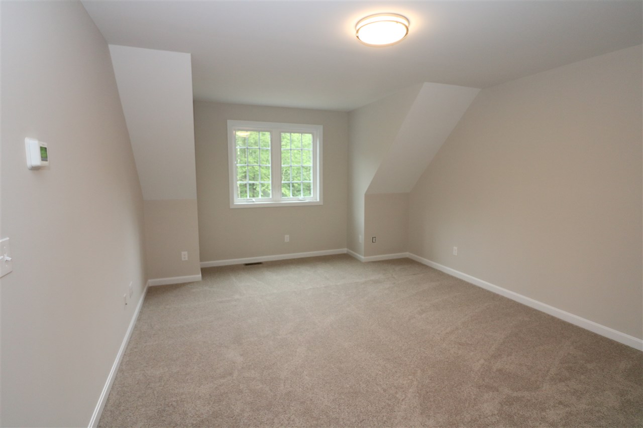 10 French Road, Unit 102 Epping, NH 03042 - Photo 27 of 37