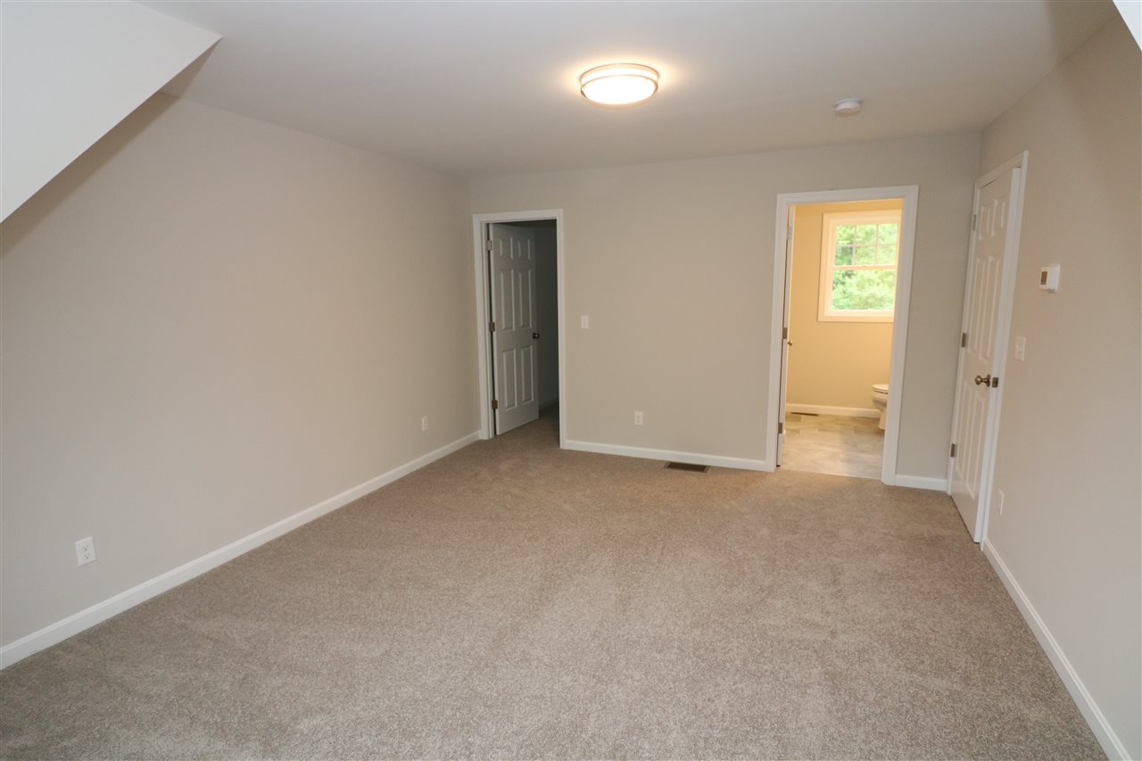 10 French Road, Unit 102 Epping, NH 03042 - Photo 28 of 37