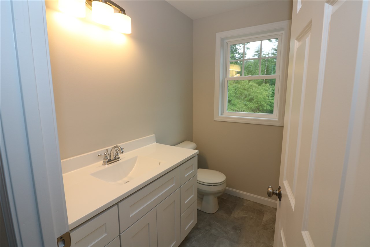 10 French Road, Unit 102 Epping, NH 03042 - Photo 31 of 37