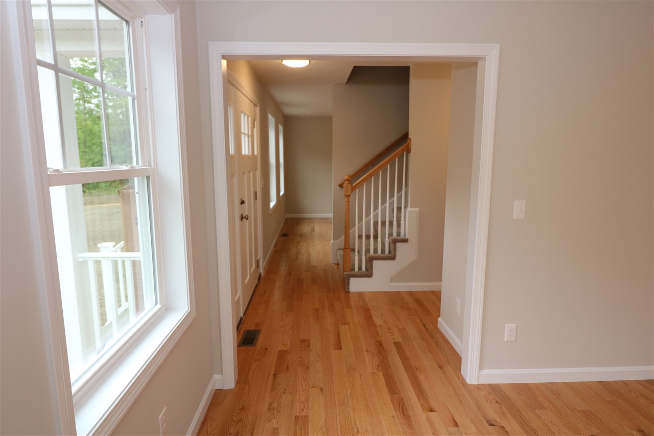 10 French Road, Unit 102 Epping, NH 03042 - Photo 9 of 37