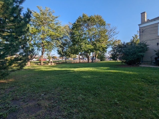 6950 Dempster Street Morton Grove, IL 60053 - Photo 8 of 21 a view of a golf course