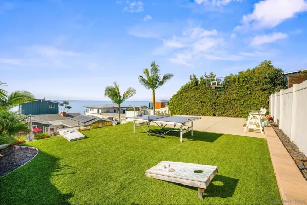 a view of an outdoor space