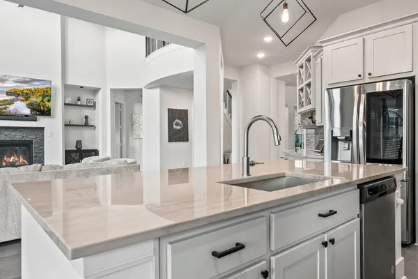 $725,000 | 124 Low River Lane, Georgetown, TX 78628