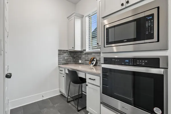 $725,000 | 124 Low River Lane, Georgetown, TX 78628
