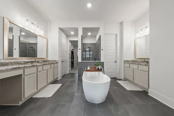 $725,000 | 124 Low River Lane, Georgetown, TX 78628