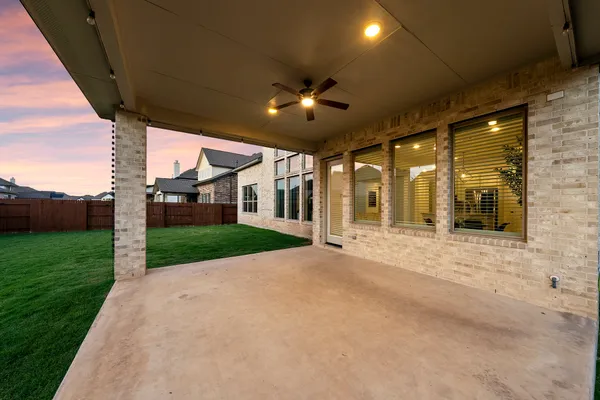$725,000 | 124 Low River Lane, Georgetown, TX 78628