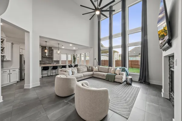 $725,000 | 124 Low River Lane, Georgetown, TX 78628