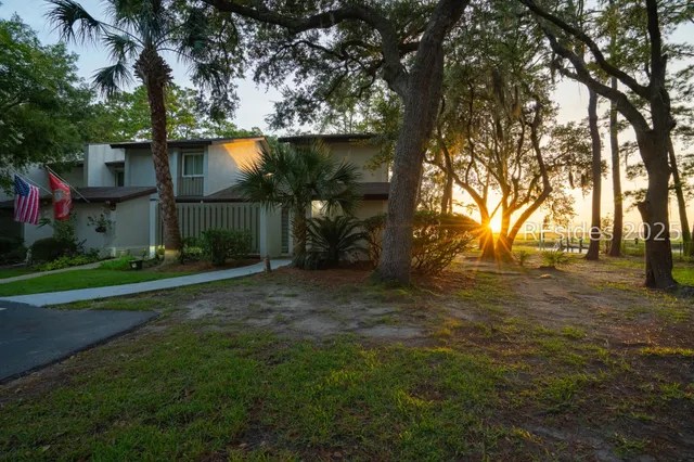 $425,000 | 4 Marsh Harbor Drive, Unit 4A, Beaufort, SC 29907