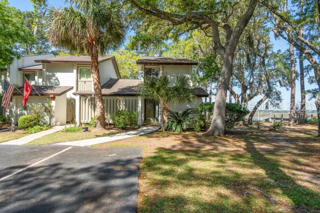 $425,000 | 4 Marsh Harbor Drive, Unit 4A, Beaufort, SC 29907