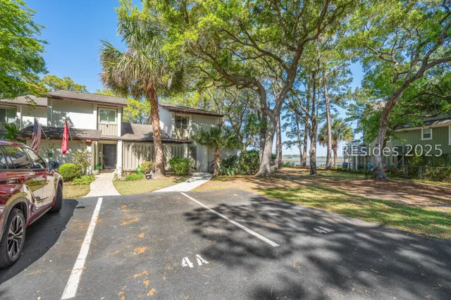 $425,000 | 4 Marsh Harbor Drive, Unit 4A, Beaufort, SC 29907