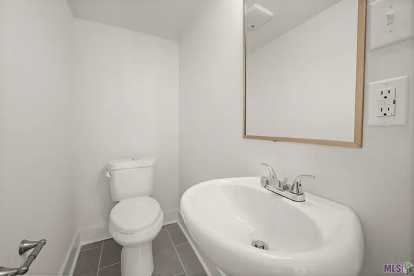 $279,900 | 6328 Fallow Drive, Baton Rouge, LA 70809