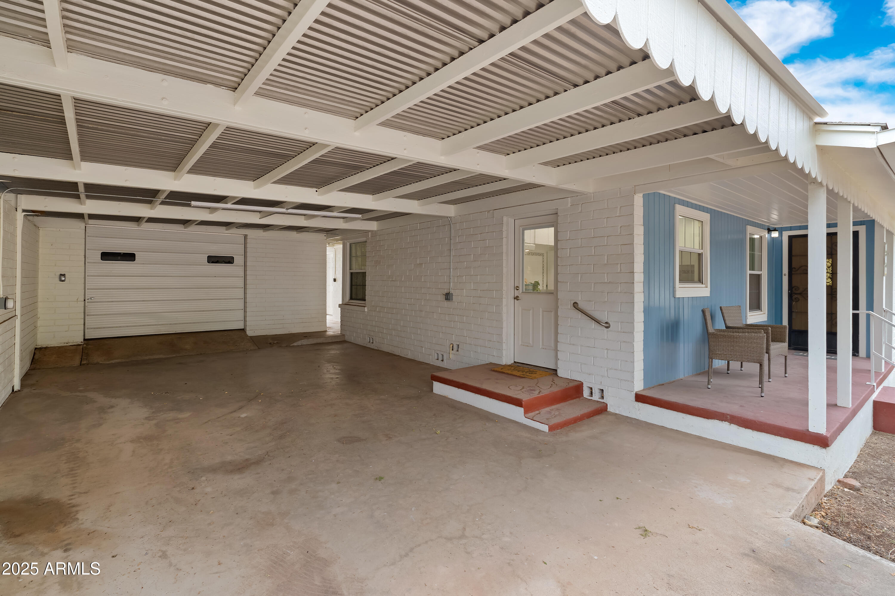 606 Oliver Circle Bisbee, AZ 85603 - Photo 20 of 30 a view of a livingroom with staircase