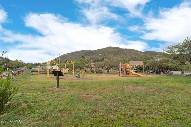 a view of a out door space