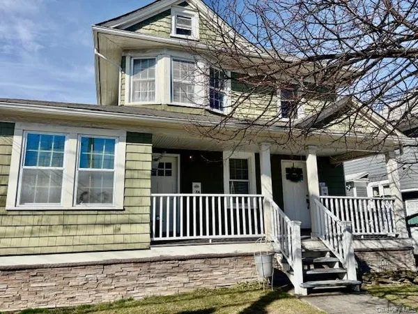 $739,000 | 7 Park Avenue, Babylon, NY 11702