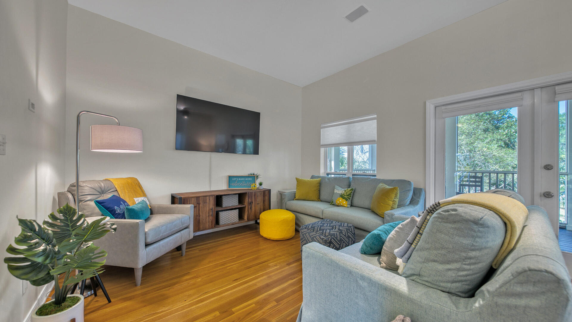 12 Pointe Circle Santa Rosa Beach, FL 32459 - Photo 14 of 77 Living Room 1