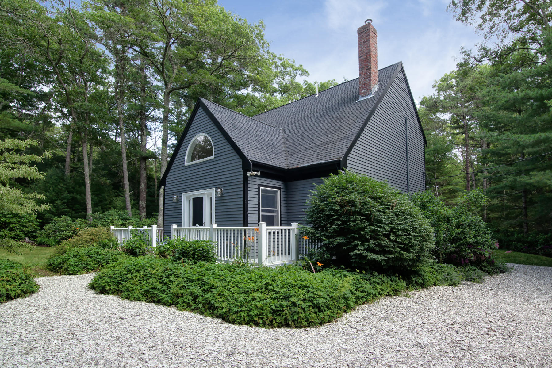 30 Popple Bottom Road Sandwich, MA 02563 - Photo 8 of 34 004_30PoppleBottom_07122017