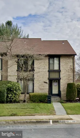 $440,000 | 20125 Hob Hill Way, Montgomery Village, MD 20886