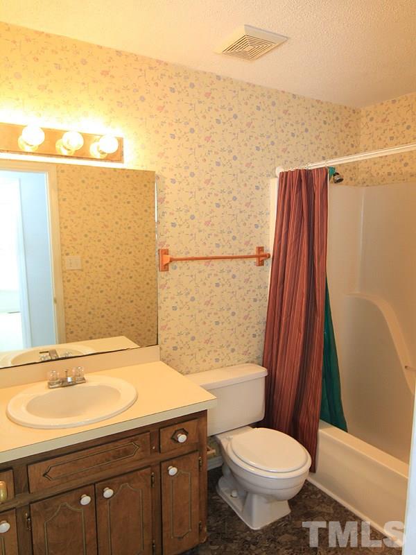 3601 Castlegate Drive Raleigh, NC 27616 - Photo 12 of 22