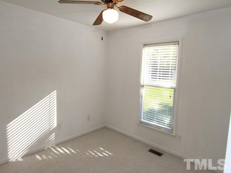 3601 Castlegate Drive Raleigh, NC 27616 - Photo 13 of 22