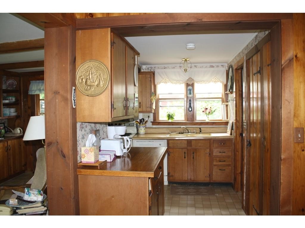 4347 Highway 30 Castleton, VT 05732 - Photo 8 of 30 Gallery Image 8