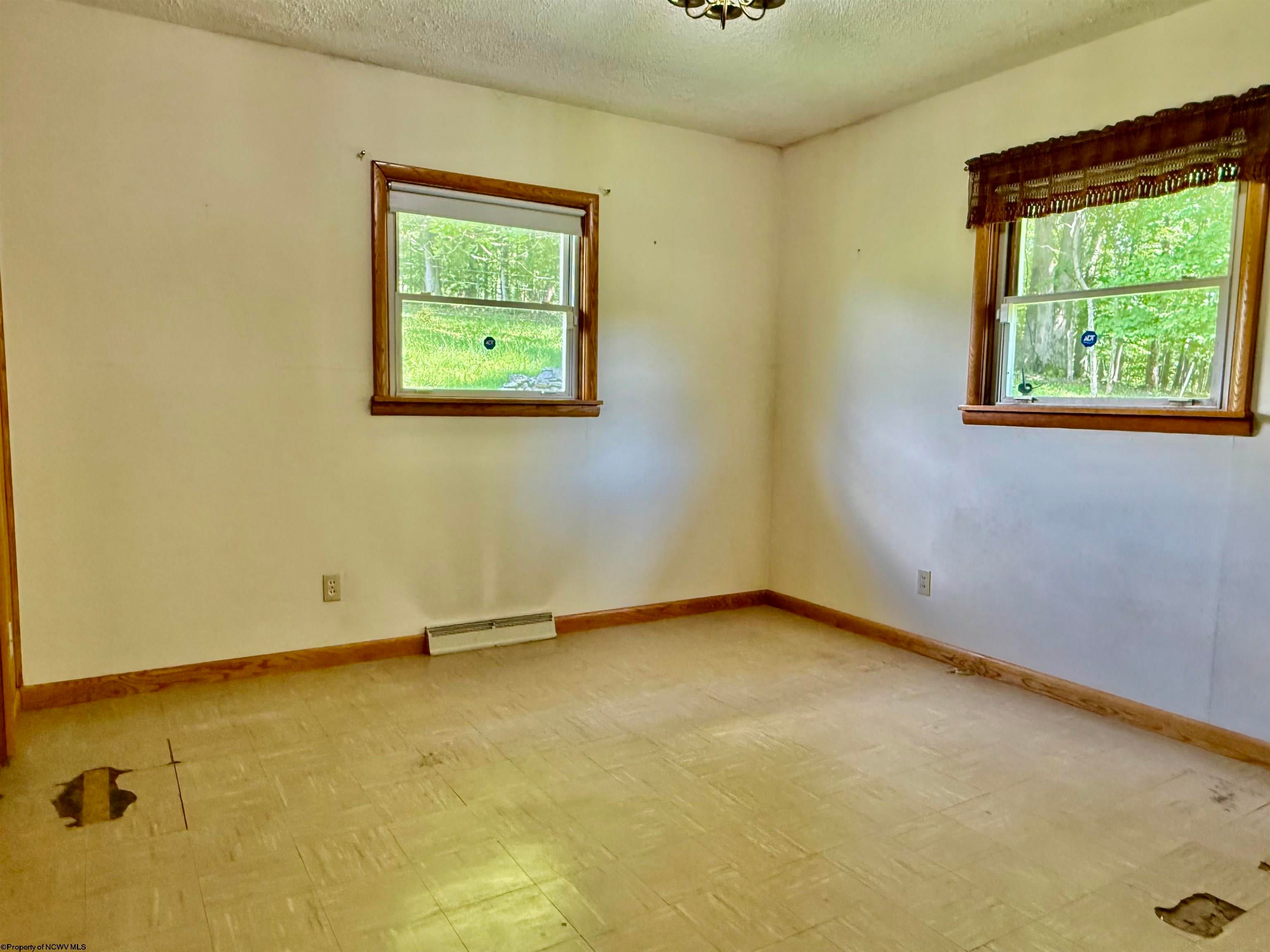 502 Colfax Road Fairmont, WV 26554 - Photo 13 of 26 Gallery Image 13