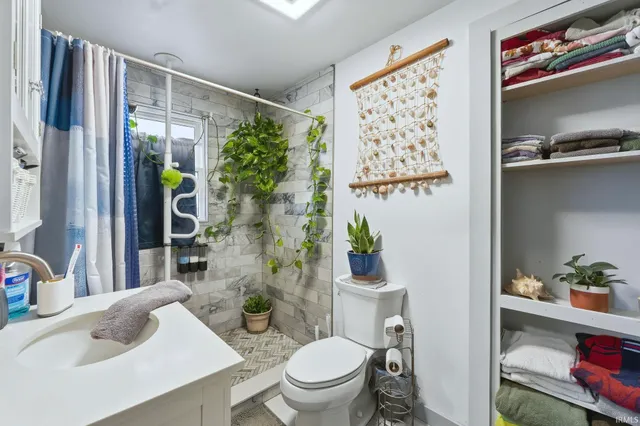 $165,000 | 6612 Bradbury Avenue, Fort Wayne, IN 46809