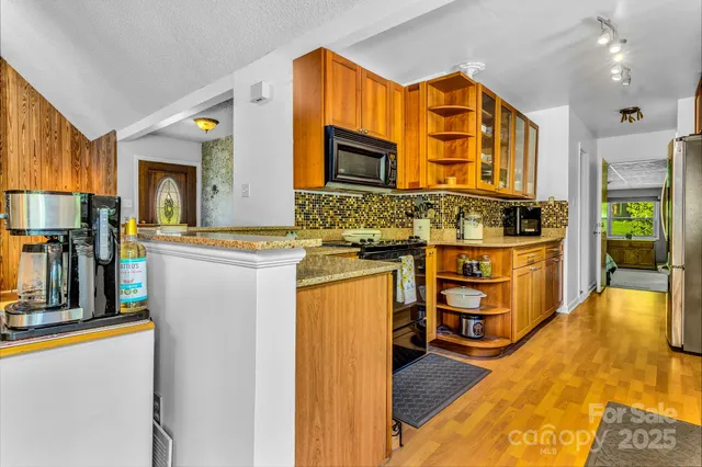 $465,000 | 5 Fairway Drive, Arden, NC 28704