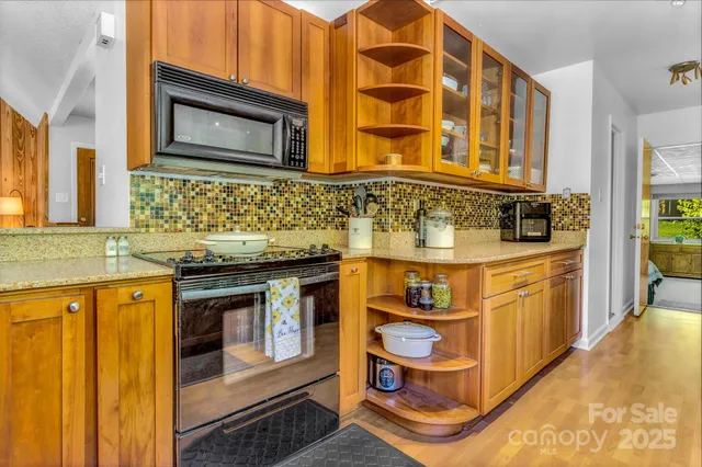 $465,000 | 5 Fairway Drive, Arden, NC 28704