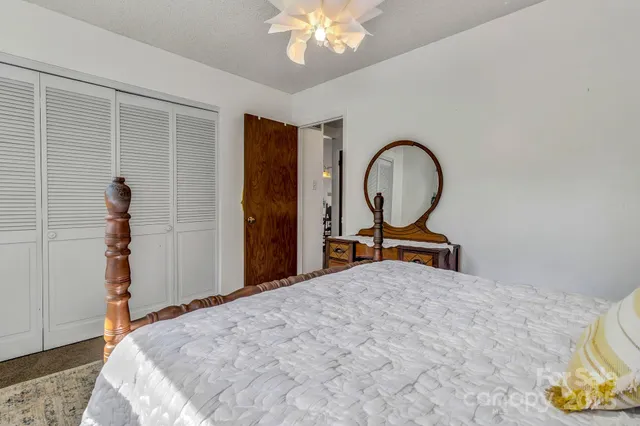 $465,000 | 5 Fairway Drive, Arden, NC 28704