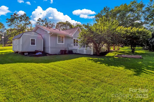 $465,000 | 5 Fairway Drive, Arden, NC 28704