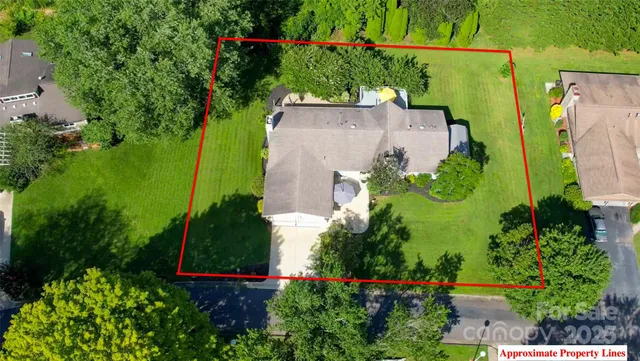 $465,000 | 5 Fairway Drive, Arden, NC 28704