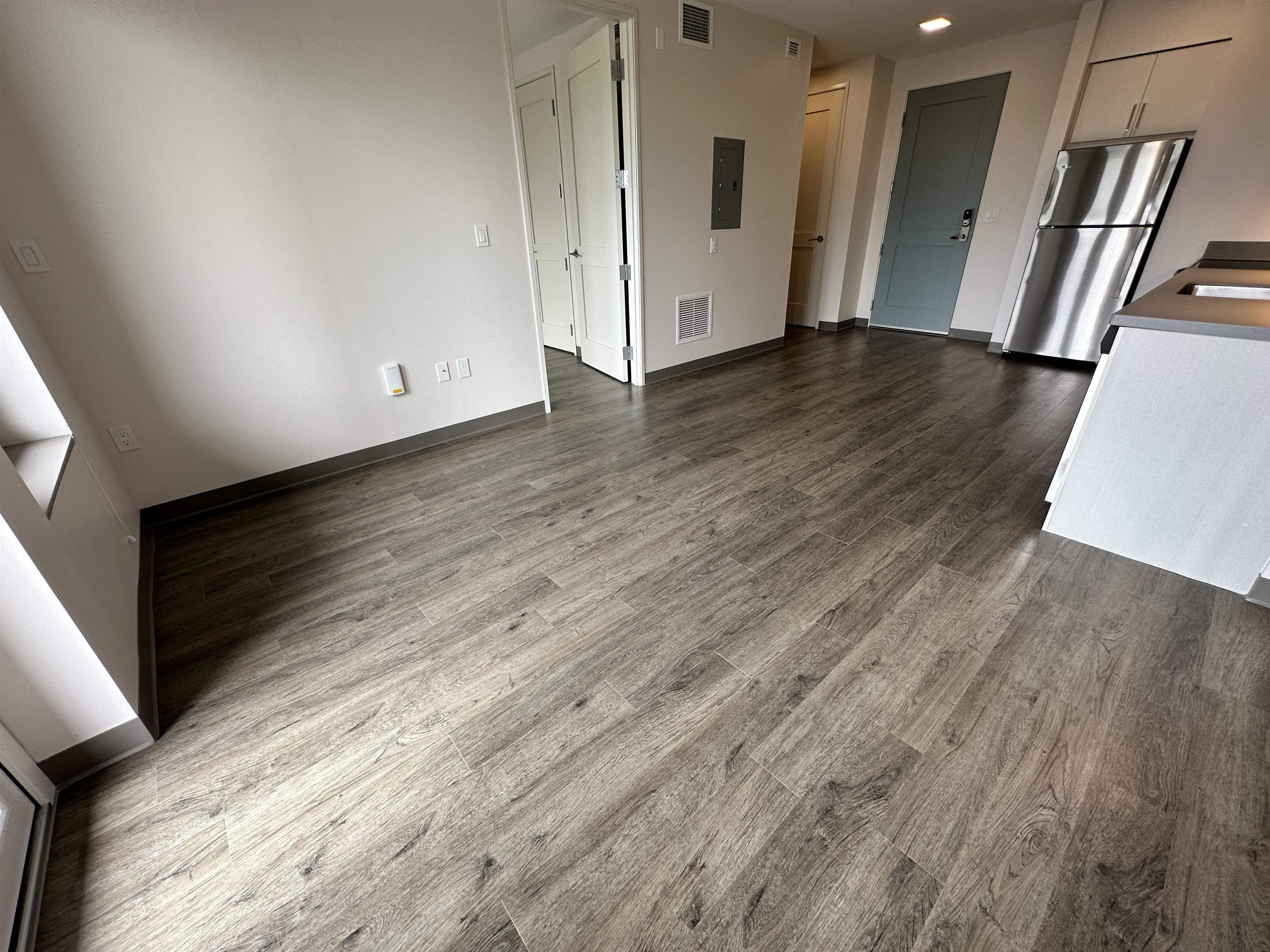 409 Elm Street, Unit 207 Manchester, NH 03101 - Photo 14 of 38