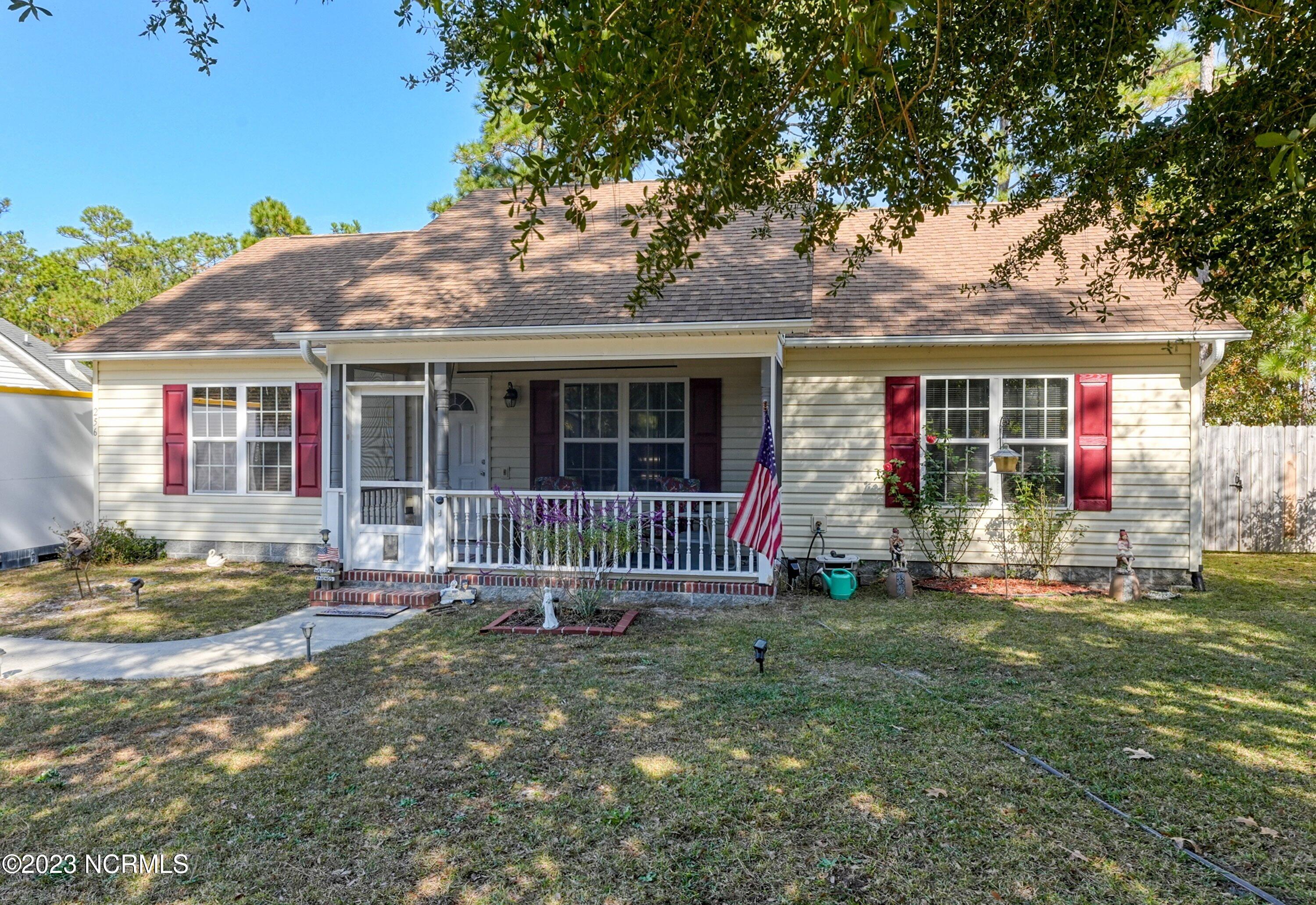 256 Ash Road Southport, NC 28461 - Photo 4 of 41 04-A7404377_73