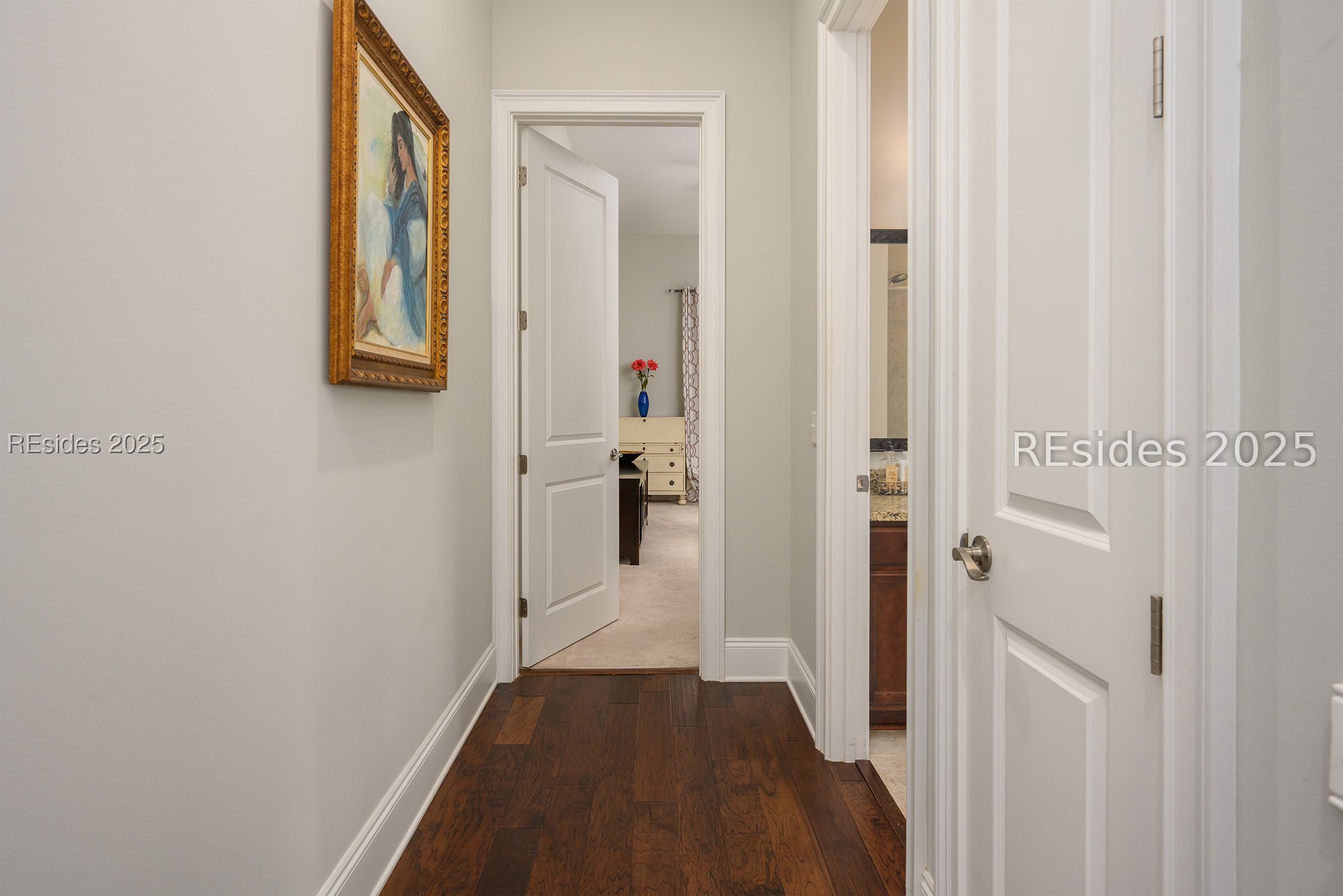17 Cutter Circle Bluffton, SC 29909 - Photo 27 of 42 Guest room hallway with shared bath