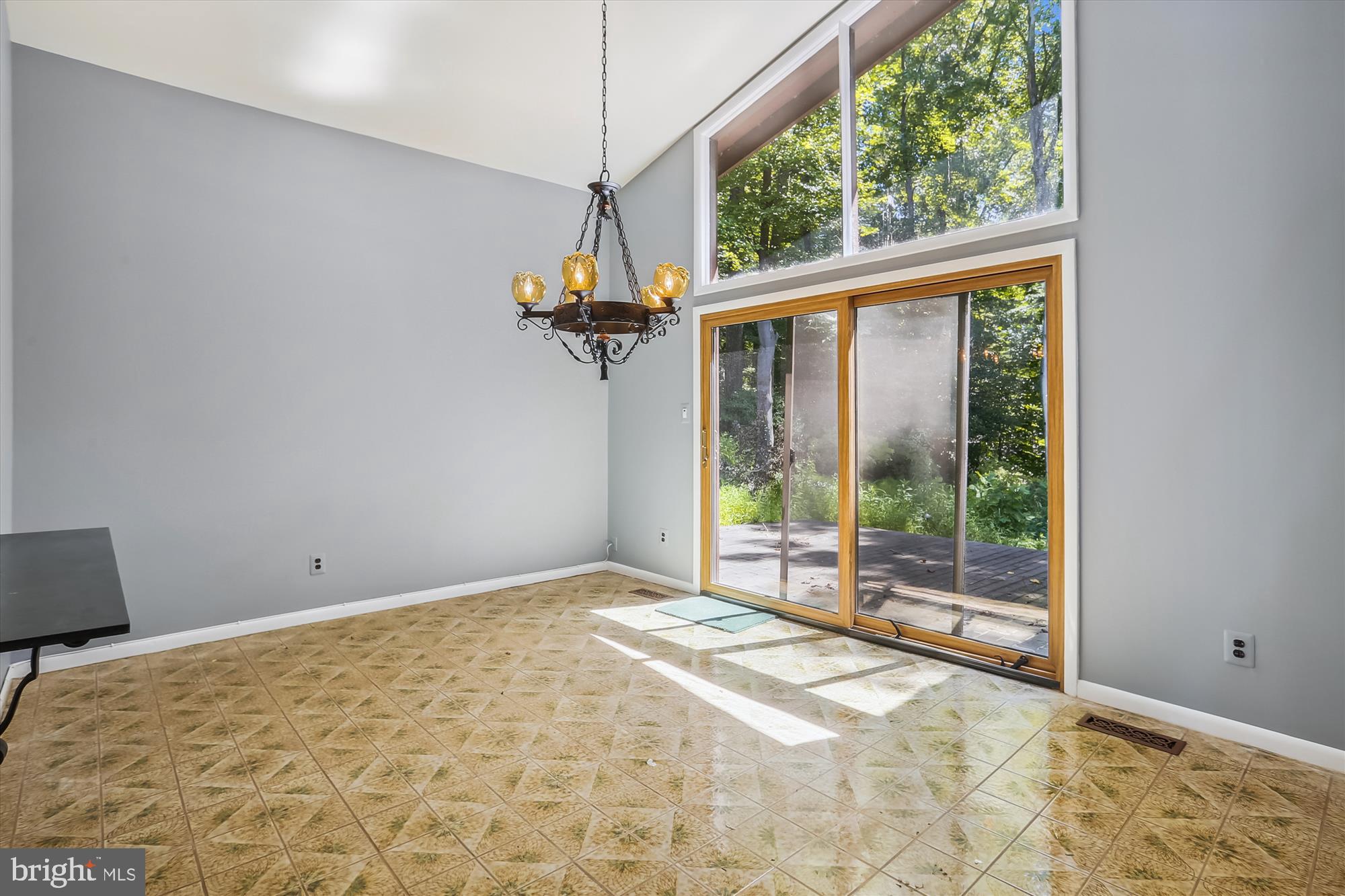 6504 Ridgeway Drive Springfield, VA 22150 - Photo 17 of 50 Main Level, Dining Room